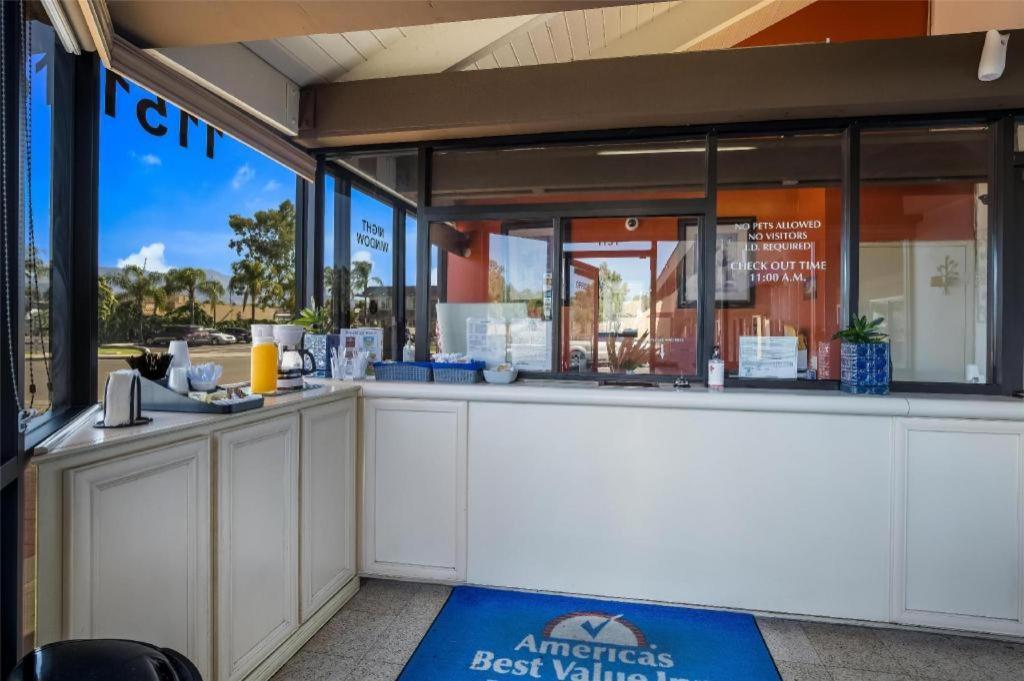 Americas Best Value Inn Redlands San Bernardino Екстериор снимка