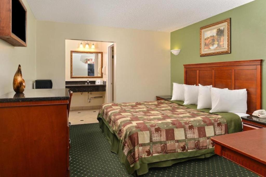 Americas Best Value Inn Redlands San Bernardino Екстериор снимка