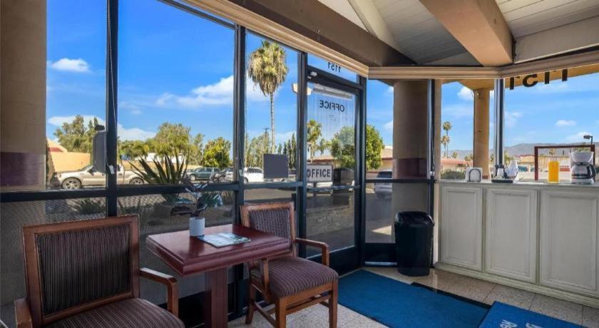 Americas Best Value Inn Redlands San Bernardino Екстериор снимка